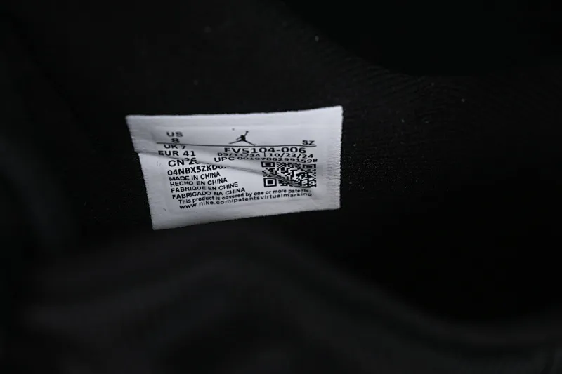 All categories Air Jordan Jordan series basketball shoes Air Jordan 11 F version Air Jordan 11 Low Bred AJ11 Joe 11 patent leather new black and red genuine standard genuine carbon low-top basketball shoes FV5104-006